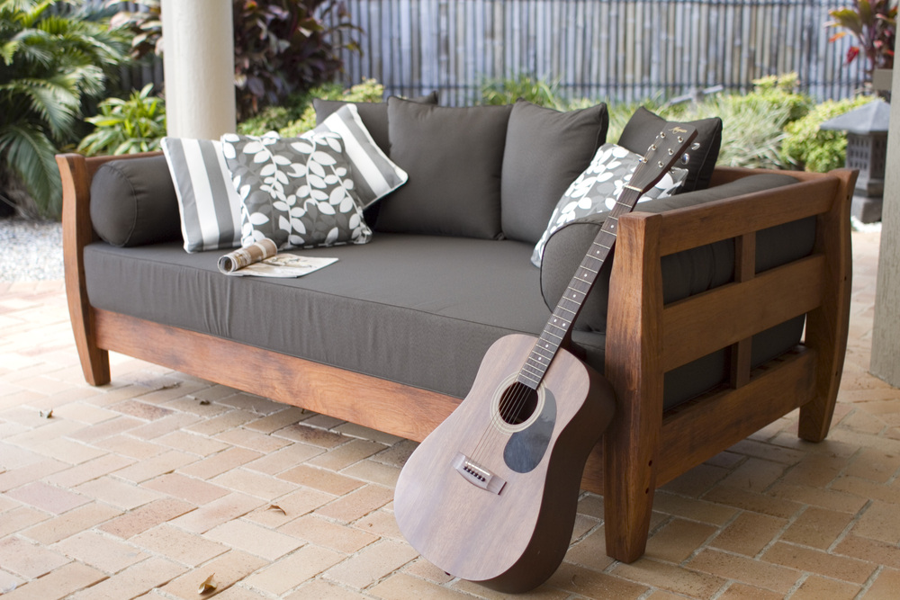 Kwila Daybed