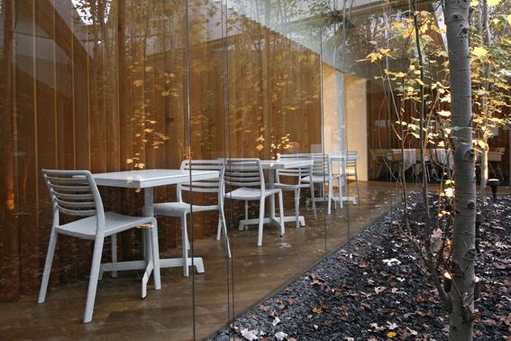 Llama Resin Chair Llama Resin Chair